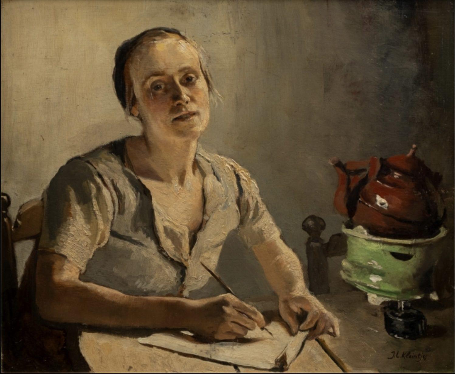 Schrijvende vrouw aan tafel